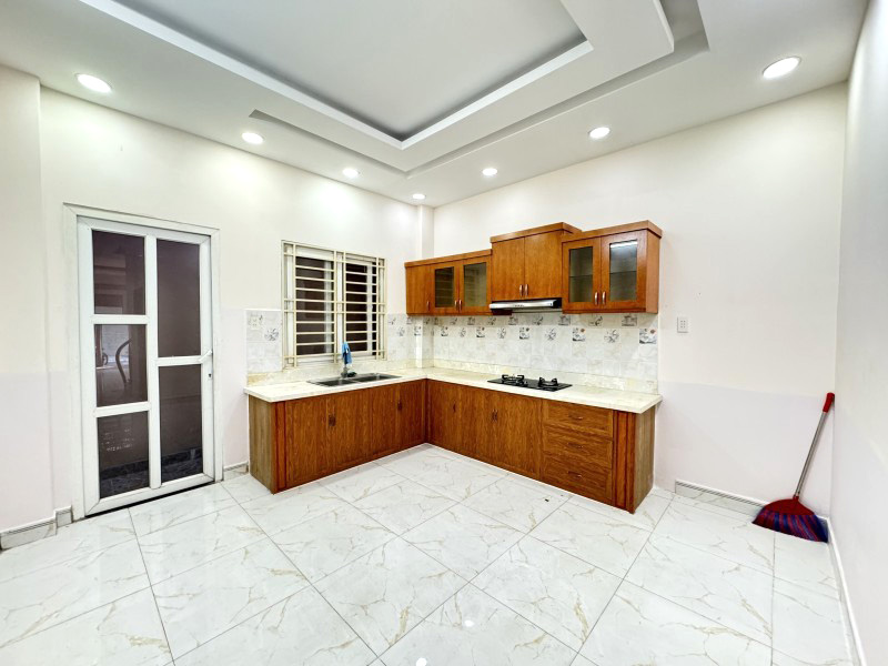 Nhà 1 trệt 3 lầu gần chợ Tăng Nhơn Phú B – 58m² vuông vức – HXH – giá tốt 6.5 tỷ - Ảnh 1